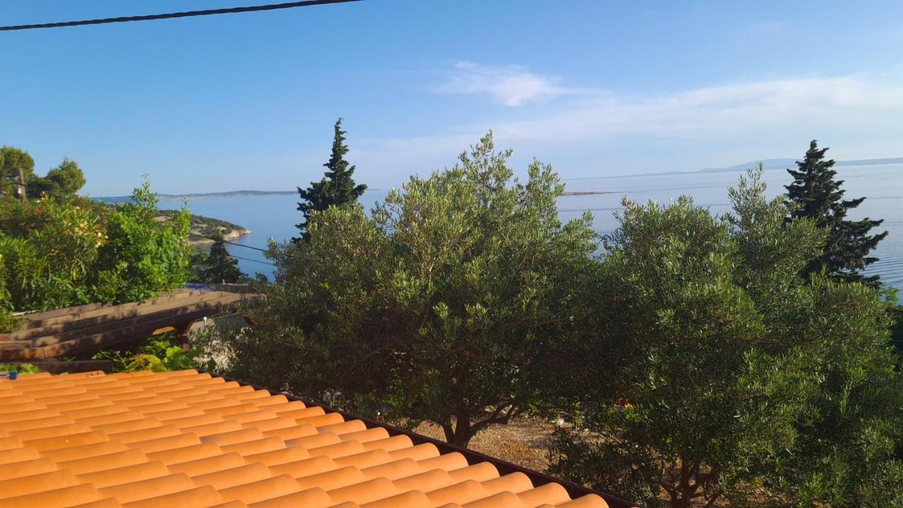Studio Apartman Stara Baska Exterior photo