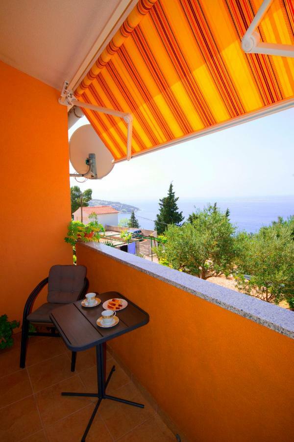 Studio Apartman Stara Baska Exterior photo